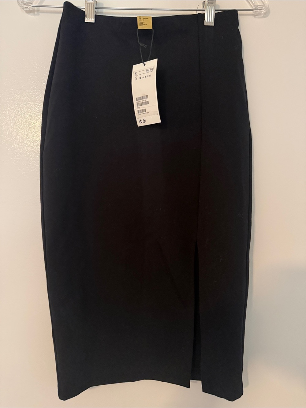 H&M Black Pencil Skirt with Front Slit